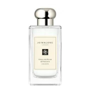 Mini English Pear & Freesia